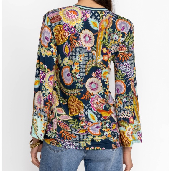 The Janine Favorite V-Neck Kimono Sleeve Tee - Picture 2 of 7